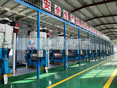 大豆榨油機(jī)制油注意事項(xiàng)(圖1) 大豆榨油機(jī)制油注意事項(xiàng)(圖1)